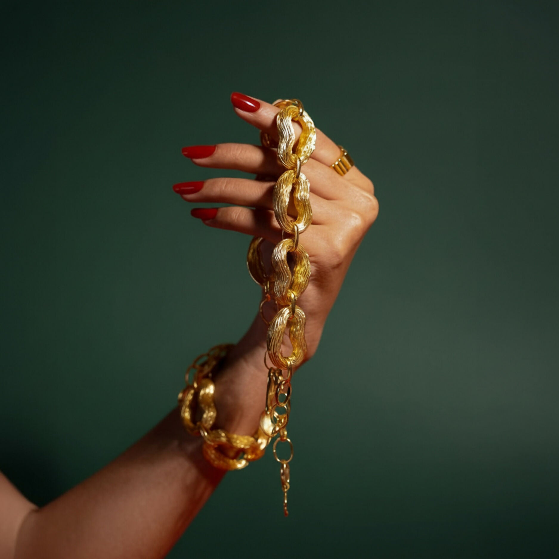 9ct gold bezel set oval amethyst ring